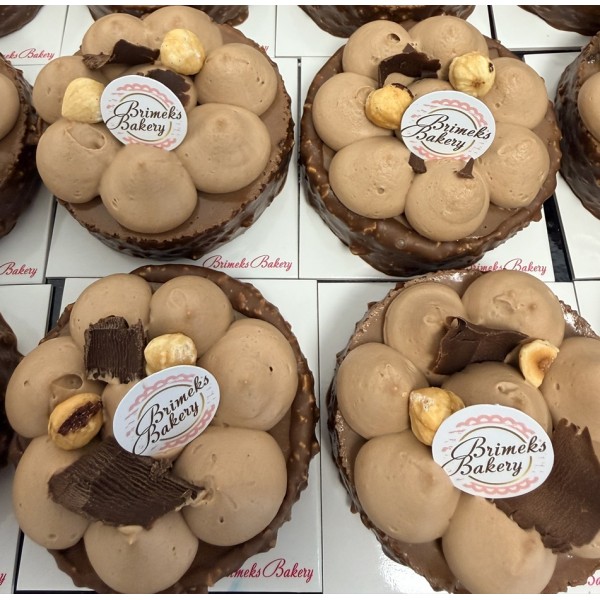 Бисквитена торта с маскарпоне и Biscoff на супер цена - Класически торти
