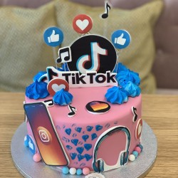 Торта Tik Tok 9