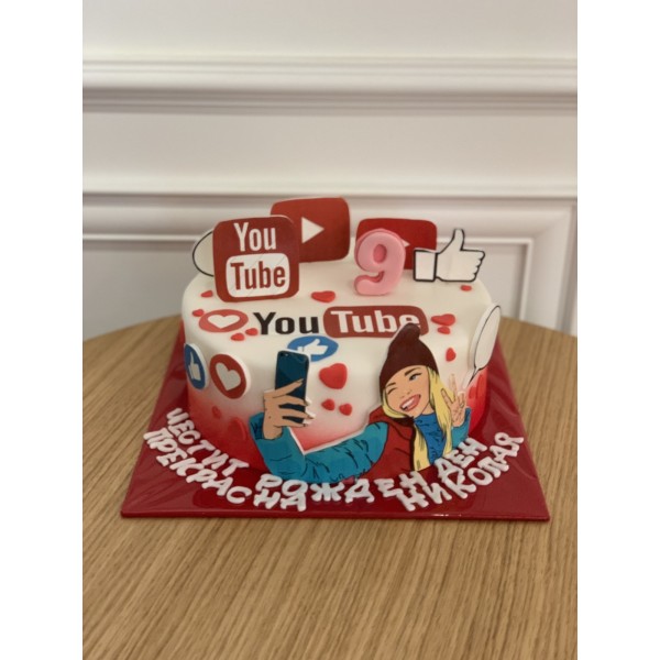 Торта YouTube 4 на супер цена - Торти за момичета