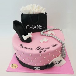 Торта Chanel 2